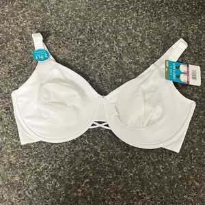 11/17 NWT vanity fair white underwire bra 40DD  style # 76571